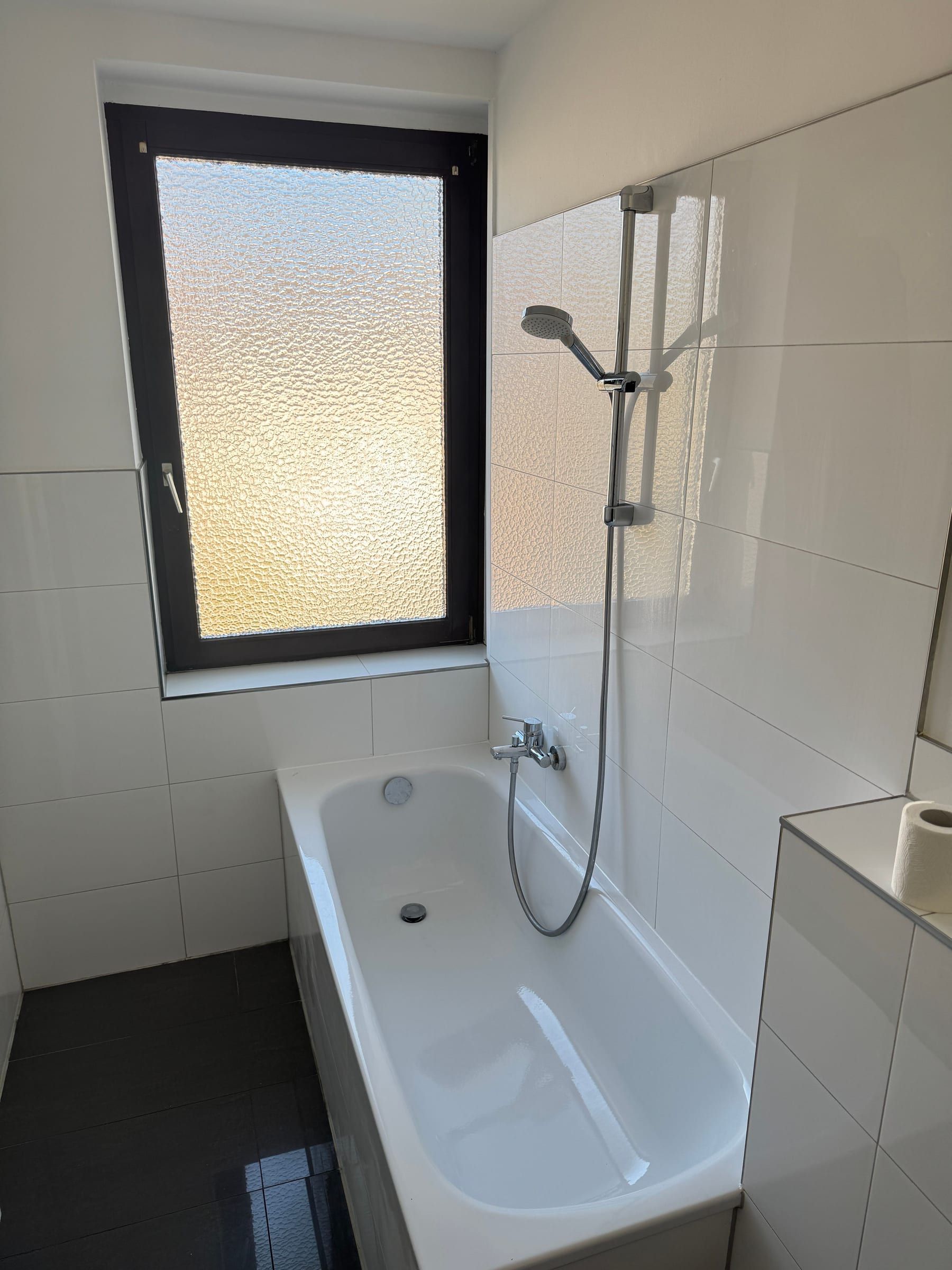 Bad mit Badewanne